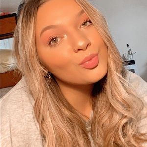 Meet your Posher, Ashlynn